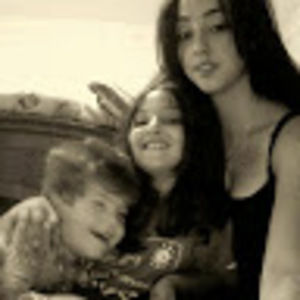 Meet your Posher, Daniella